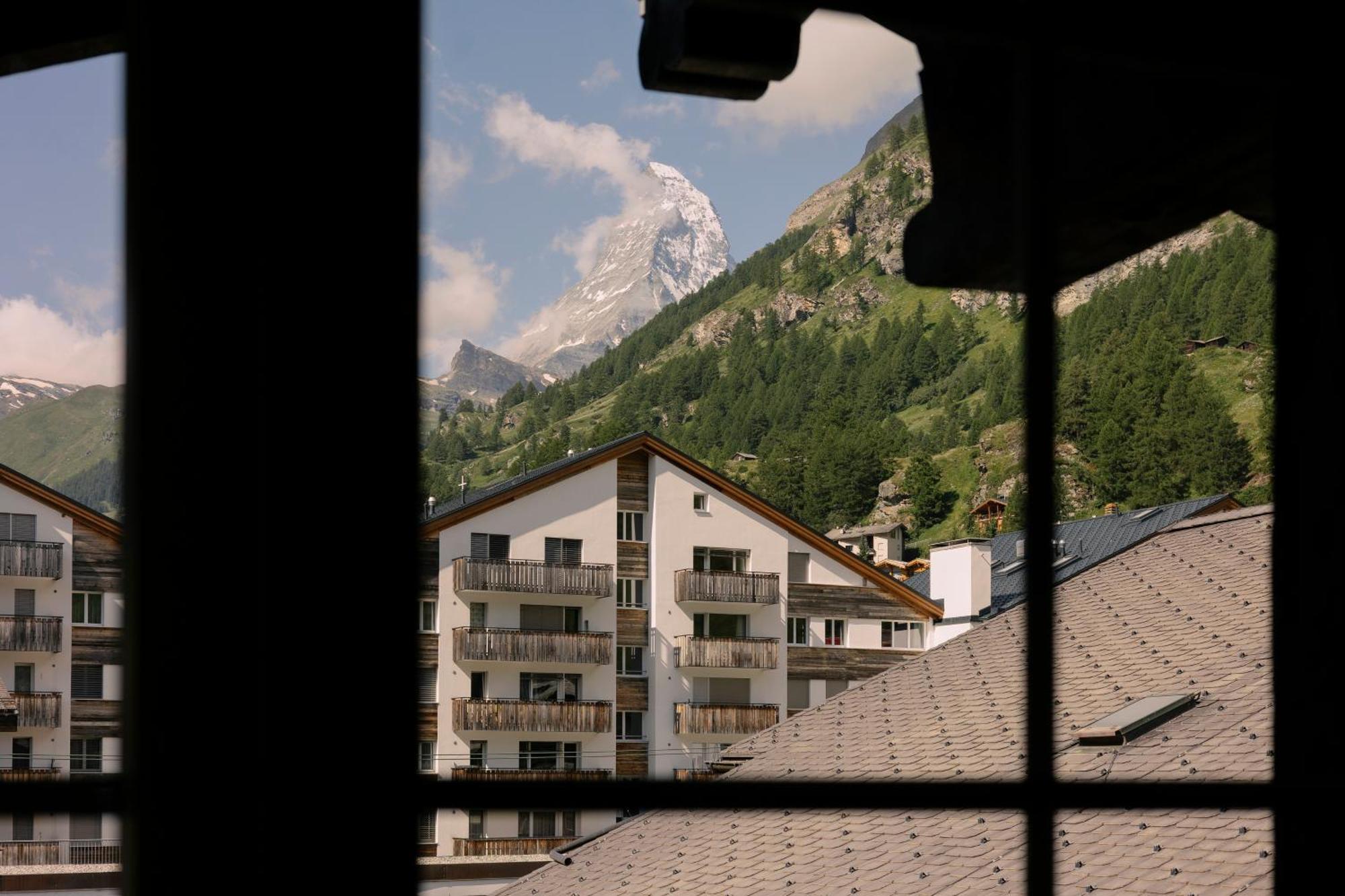 Schloss Zermatt - Cbd & Adaptogenic Spa And Sport Hotel Екстер'єр фото