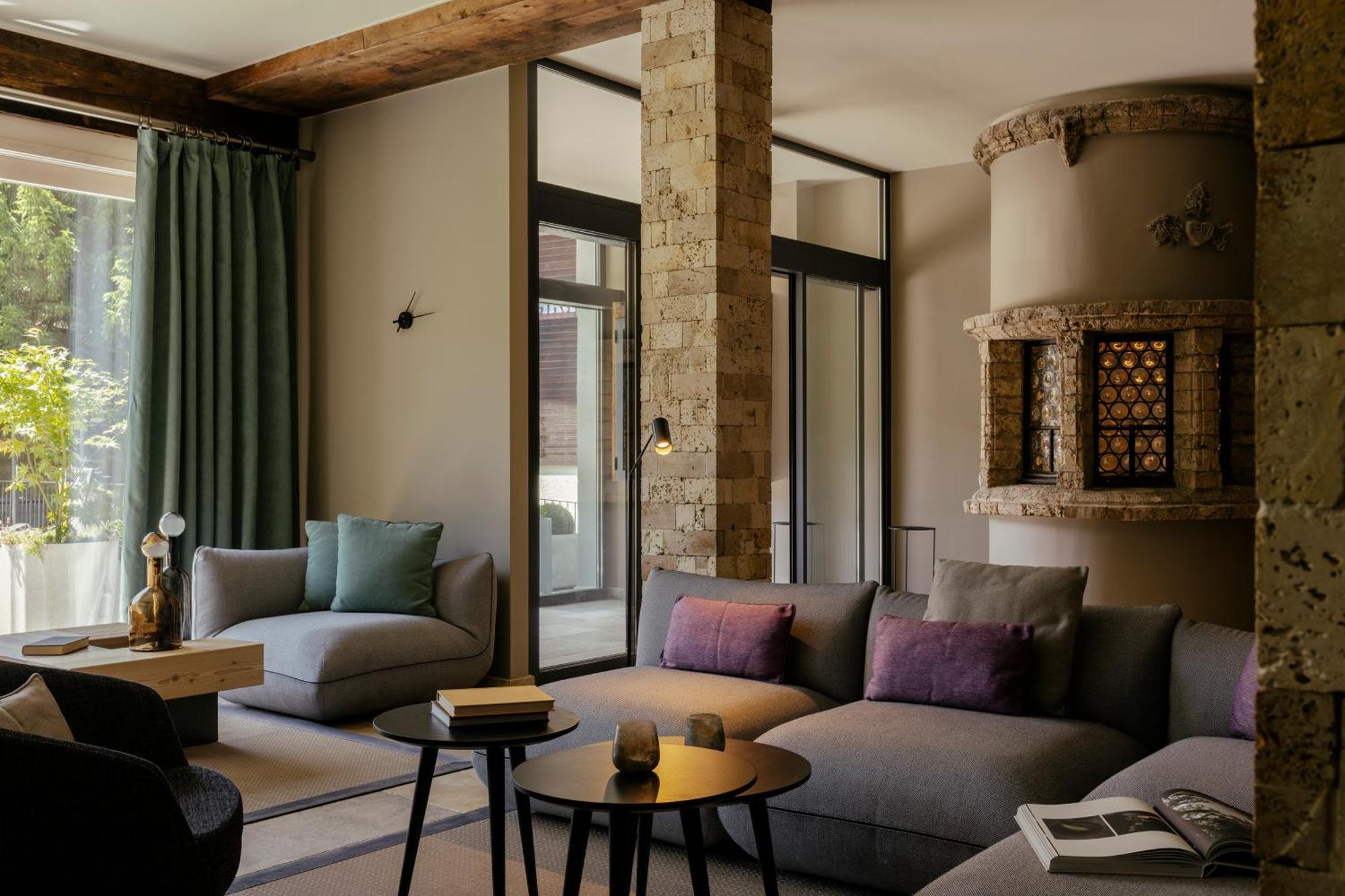 Schloss Zermatt - Cbd & Adaptogenic Spa And Sport Hotel Екстер'єр фото